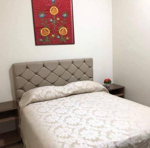 Room Mucha Mujer